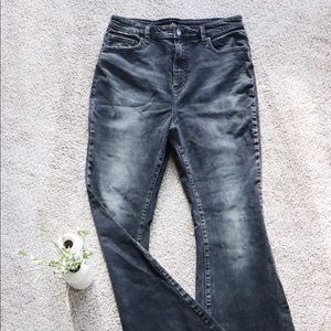 Lee High- Rise Flare Jeans